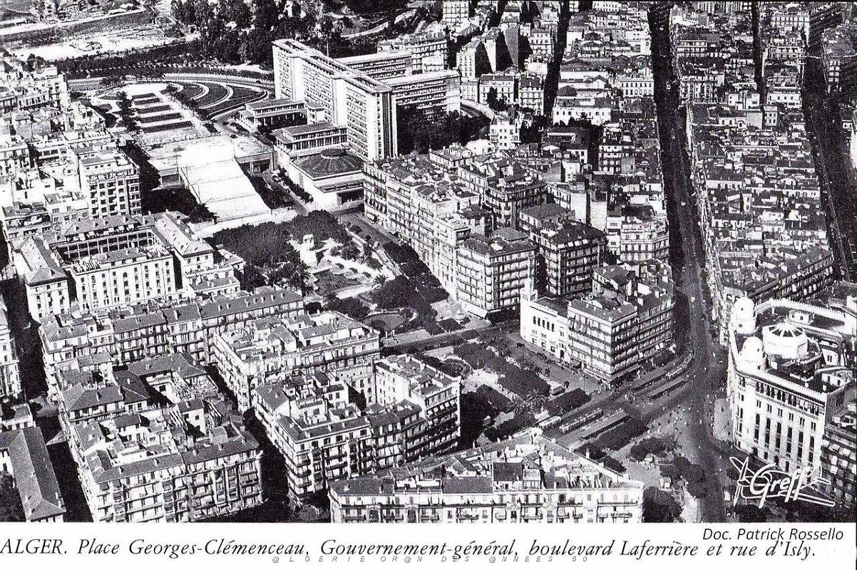 176- Alger - Vue d'avion.jpg